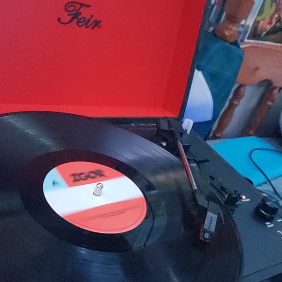 Feir vinyl player